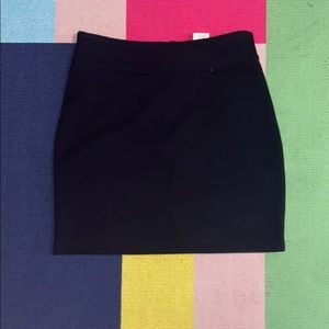 black pencil skirt